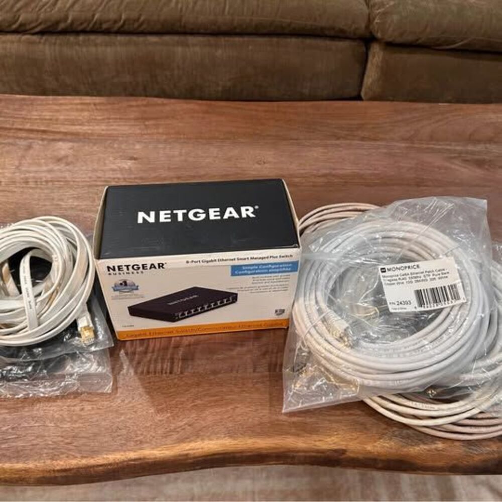 Netgear GS308E 8-Port Gigabit Ethernet Smart Managed Plus Switch with Cables